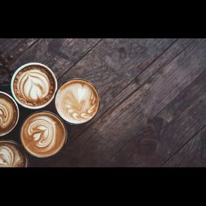 Meet your Posher, Joelle